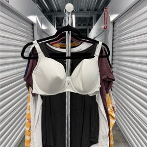 Torrid Curve | T-Shirt Bra in White | size 42C